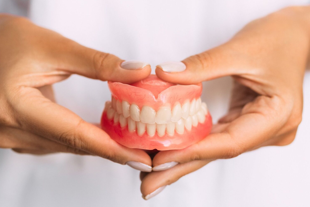 Complete & Partial Dentures